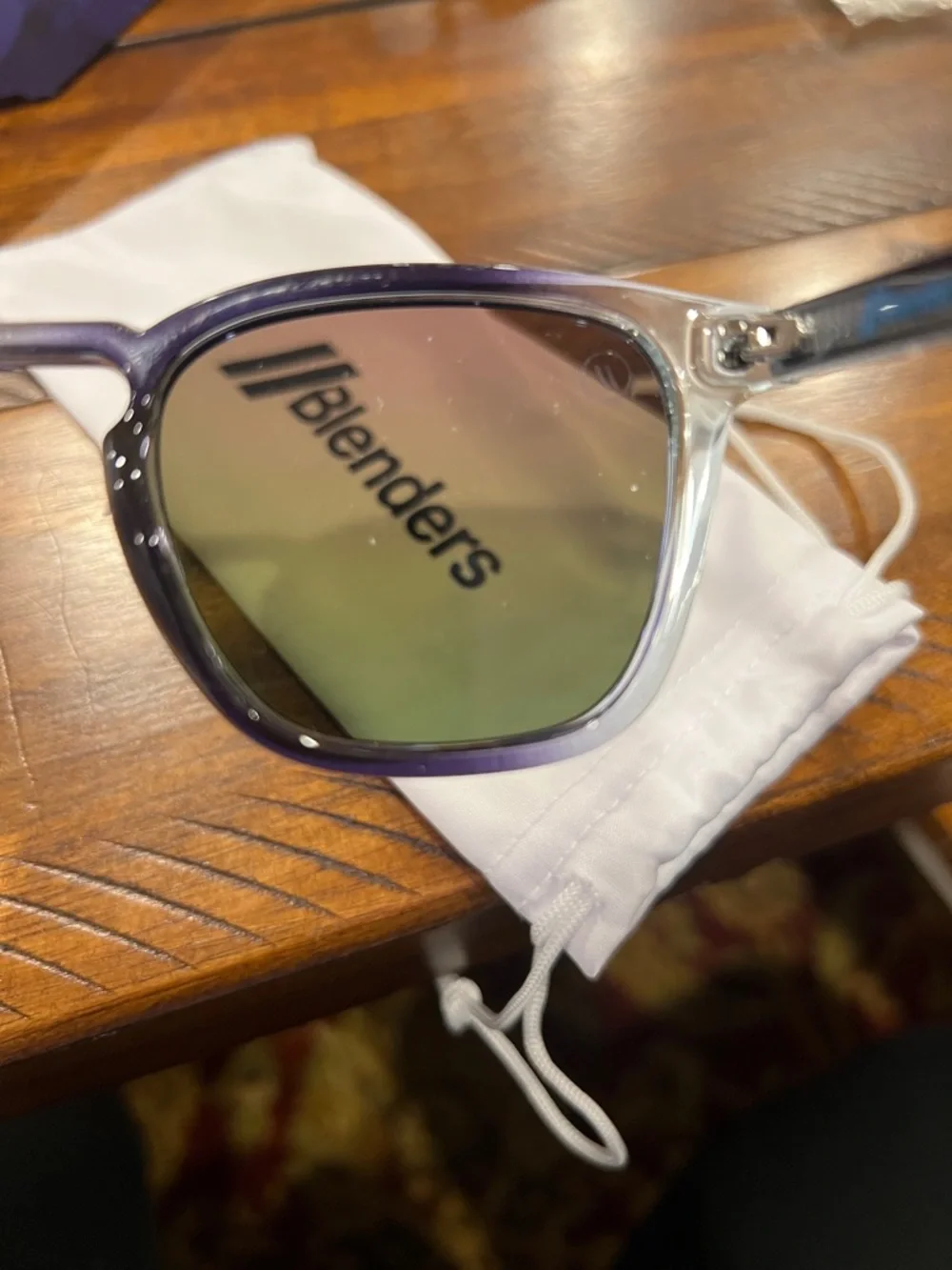 Blenders Women’s Blue Mirrored Sunglasses Sydney Rain Dance
